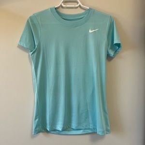 Nike Dry Fit Workout Top. NWOT
